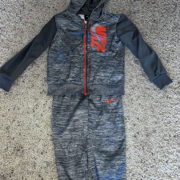 Nike Gray Dri-FIT Tracksuit - Picture 1 of 2